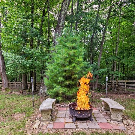 Beech Mountain Home With Covered Deck, Near Skiing! Экстерьер фото